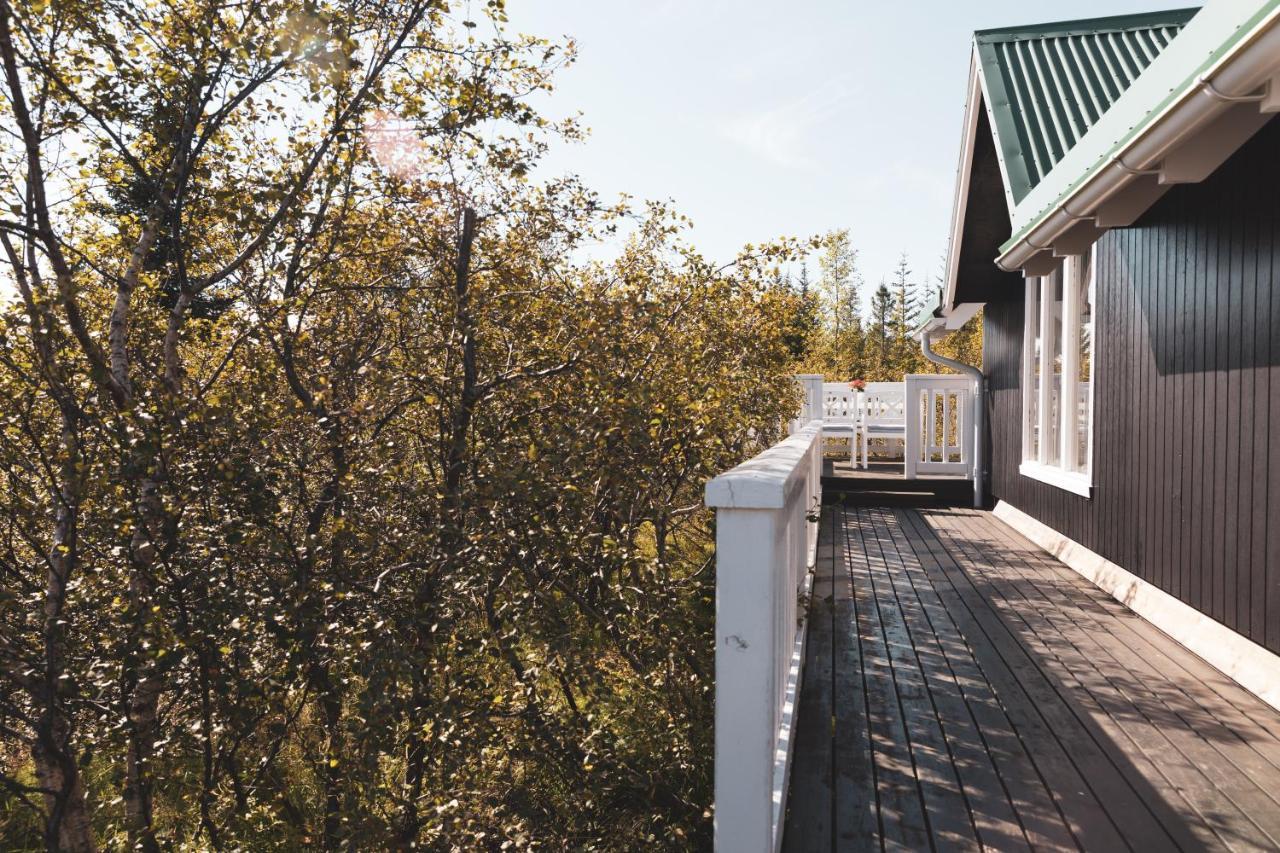 Bjoerk - A Cozy Hilltop Cottage - Great Location! Blaskogabyggd Exterior photo
