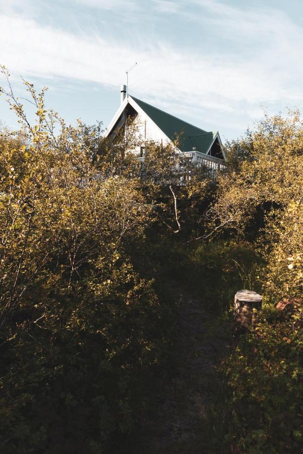 Bjoerk - A Cozy Hilltop Cottage - Great Location! Blaskogabyggd Exterior photo